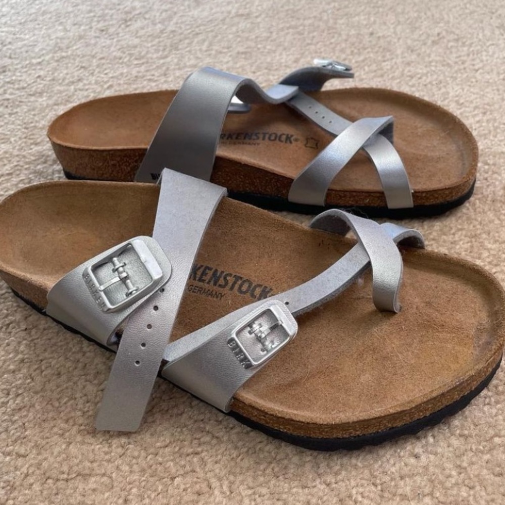 NWOT Silver Birkenstocks